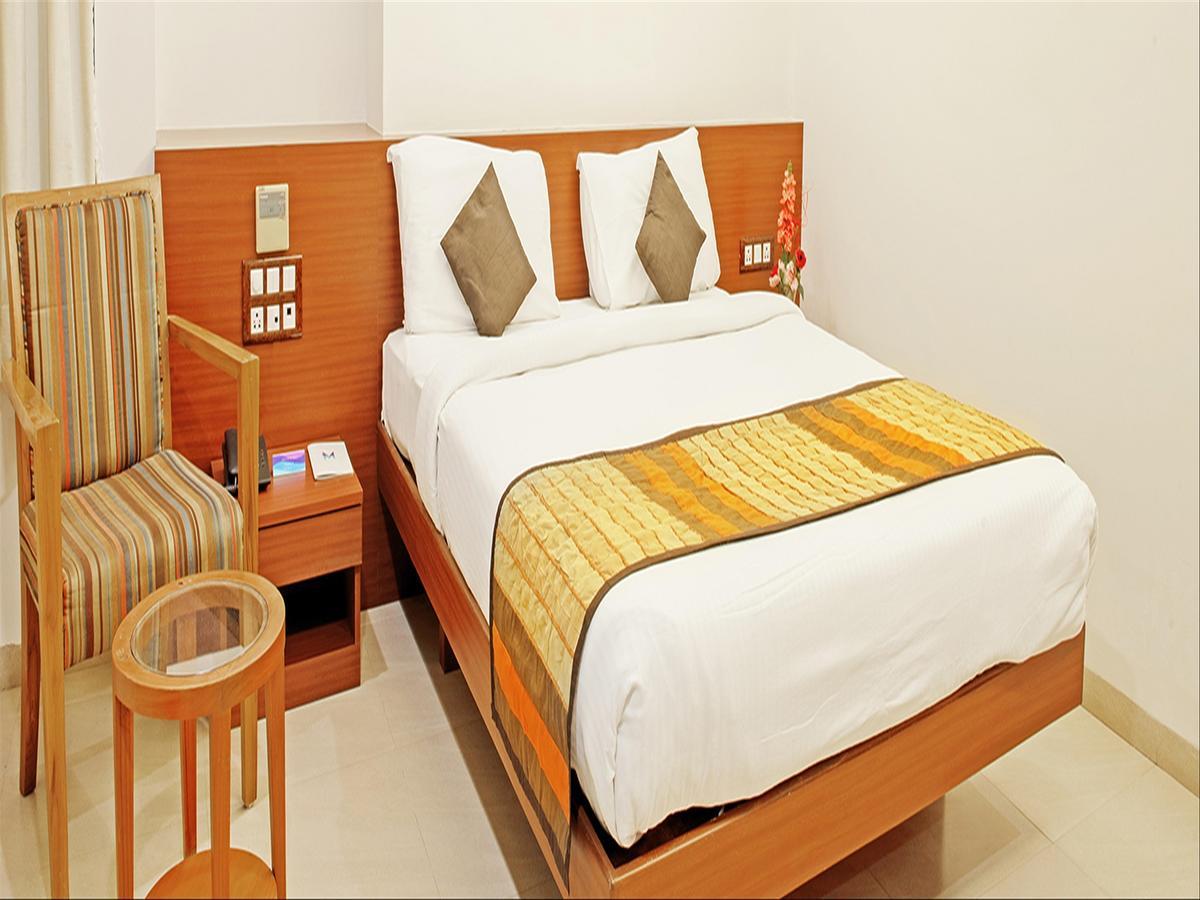 Hotel Mint Montvert, Baner Pune Exterior foto