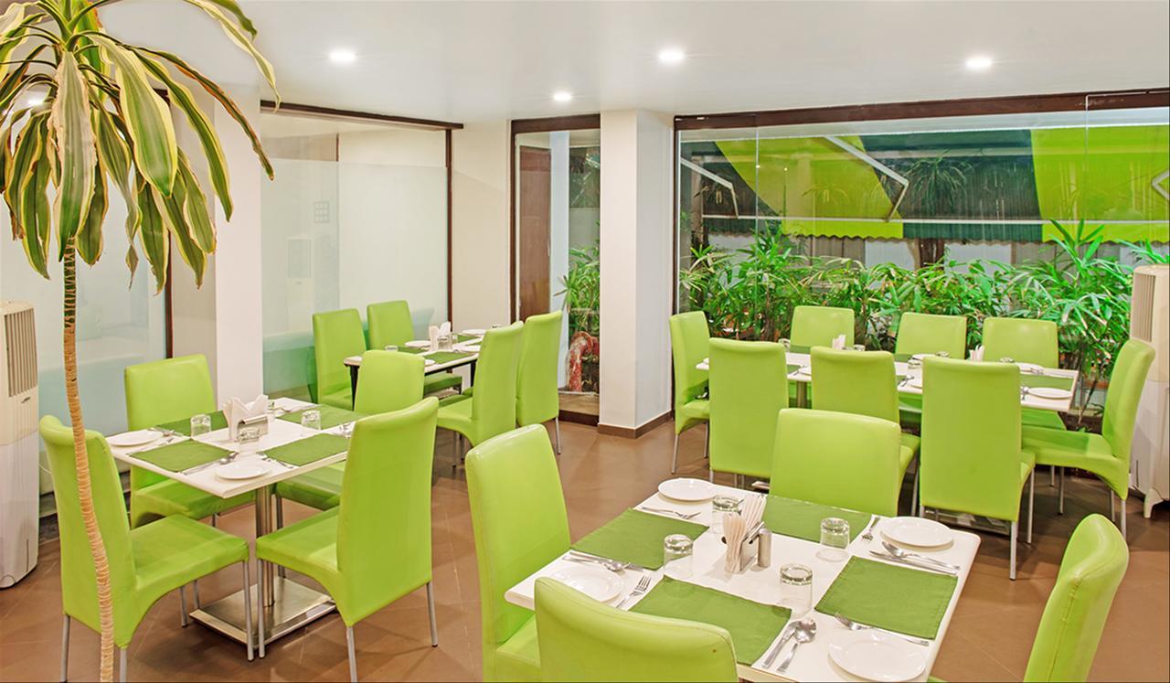 Hotel Mint Montvert, Baner Pune Exterior foto