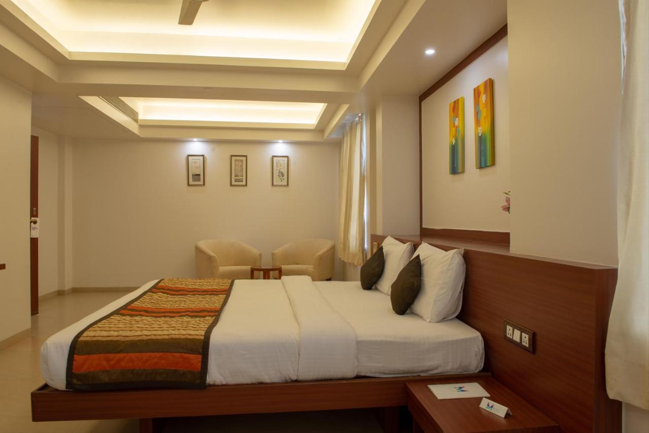 Hotel Mint Montvert, Baner Pune Exterior foto