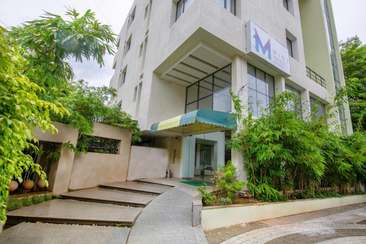 Hotel Mint Montvert, Baner Pune Exterior foto